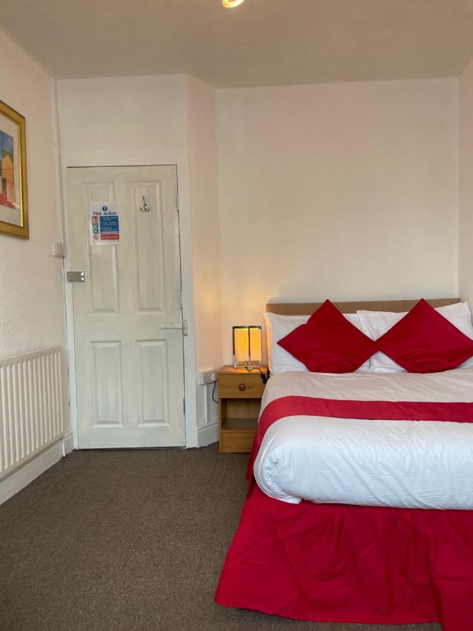 The Jewel Of The Sea Bed & Breakfast Blackpool Exterior photo