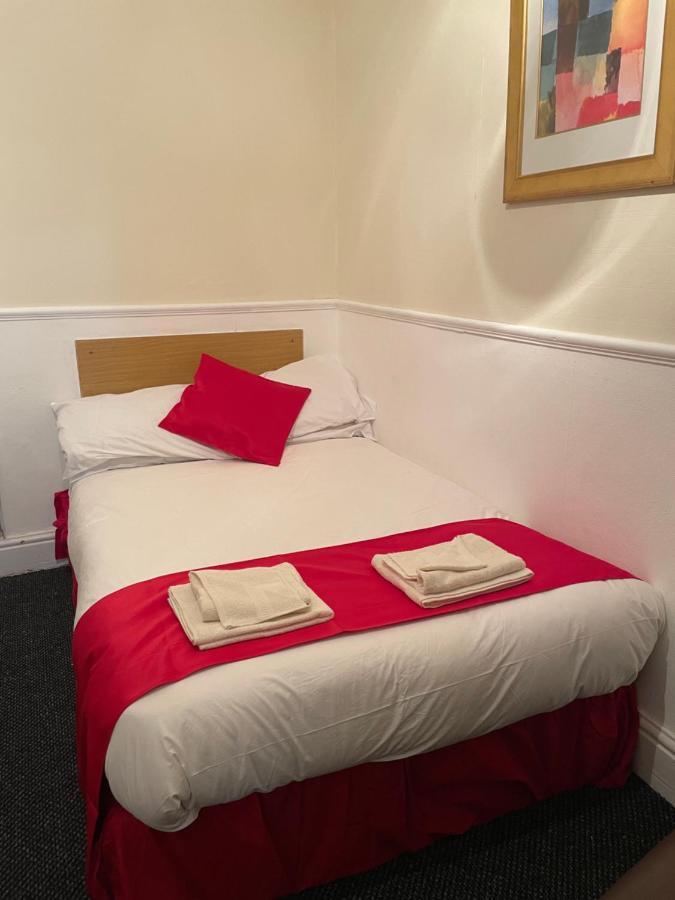 The Jewel Of The Sea Bed & Breakfast Blackpool Exterior photo
